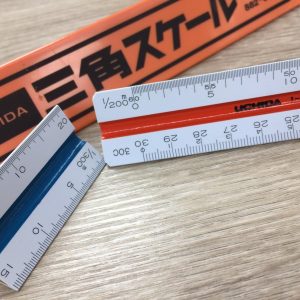 內田 UCHIDA 30公分 木芯三角比例尺